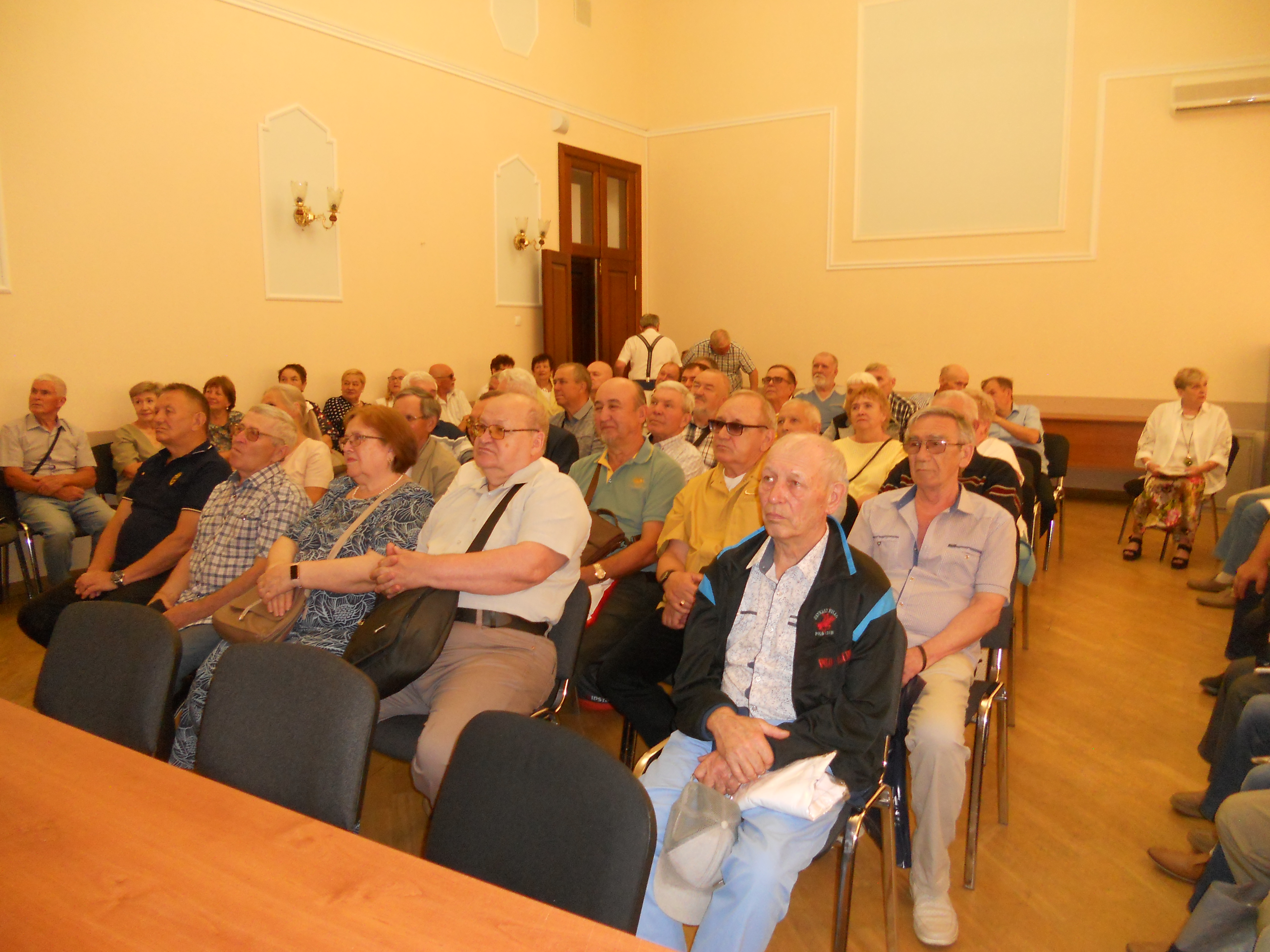 DSCN9892.jpg (2792568 байт)